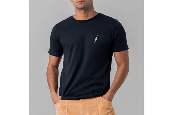 Camiseta Essential Bolt Tee Negra