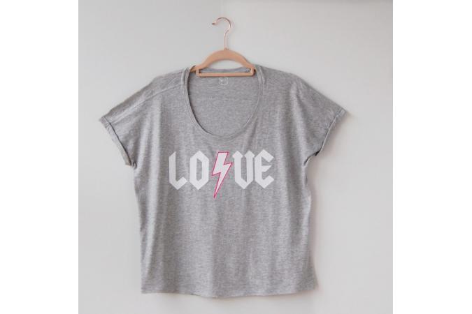 Camiseta Love Gris