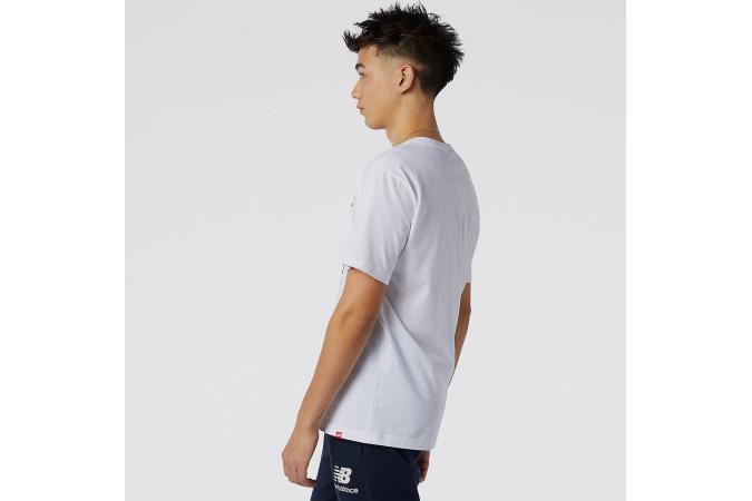 Camiseta New Balance Essentials Shoebox