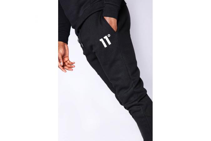 CORE JOGGERS REGULAR FIT NEGRO