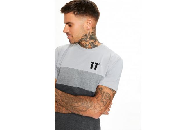 Camiseta Triple Panel T-Shirt