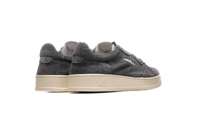 Zapatilla Autry AULM SS01 Suede Grey Gris Oscuro