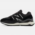 Zapatilla New Balance W5740CHB Negra