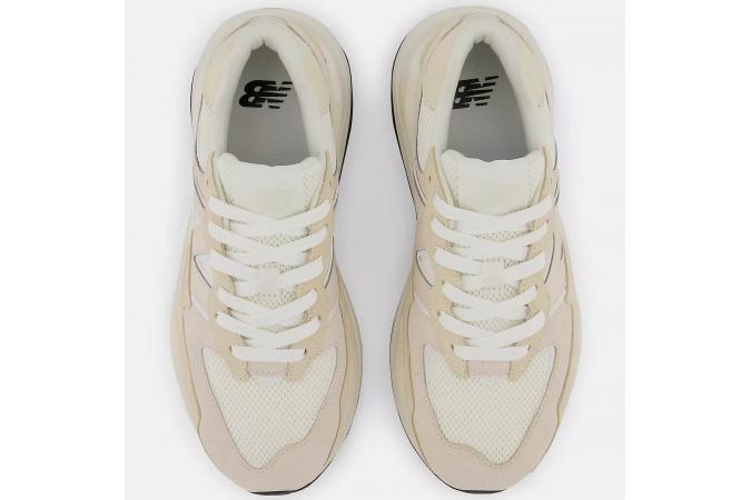 Zapatillas New Balance W5740CHA Beige