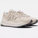 Zapatillas New Balance W5740PDA Beige claro