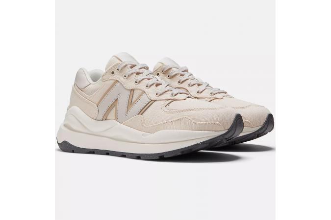 Zapatillas New Balance W5740PDA Beige claro