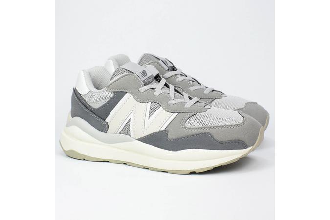 Zapatillas New Balance PV5740RT Gris